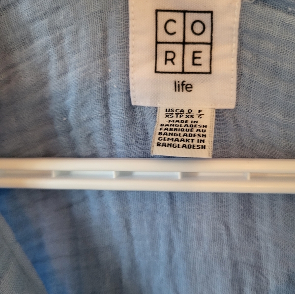 CORE LIFE Blue Seersucker Cotton top - Picture 2 of 5